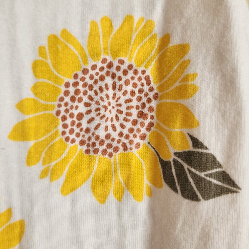 Carters - Sunflower Footed Pajamas Size 18 Months - Picture 3 of 7